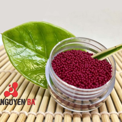 Hạt vitamin màu đỏ đô